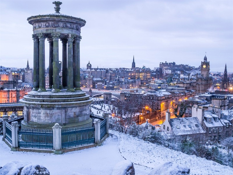 Khung cảnh mùa đông tại Edinburgh