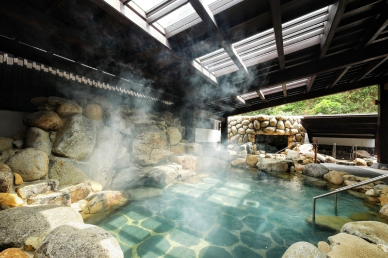 Trải nghiệm tắm Onsen