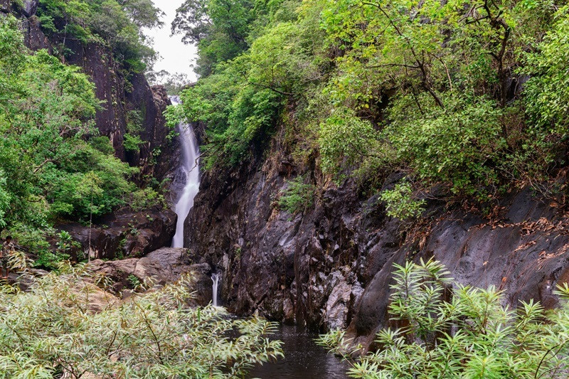 Thác nước Khlong Chak 